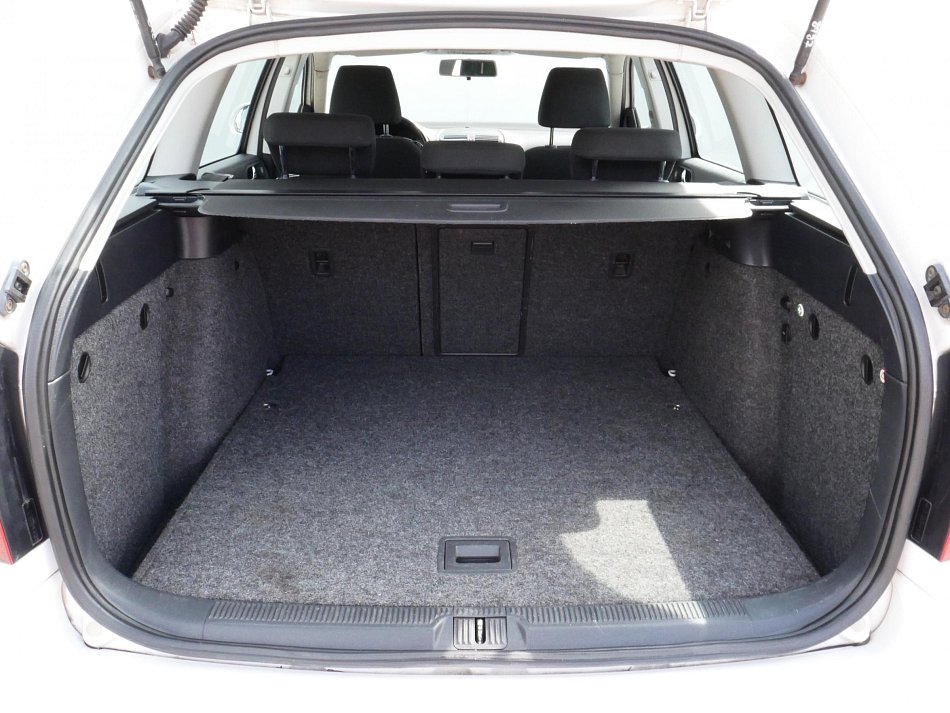 Škoda Octavia II 1.6 TDi Ambiente