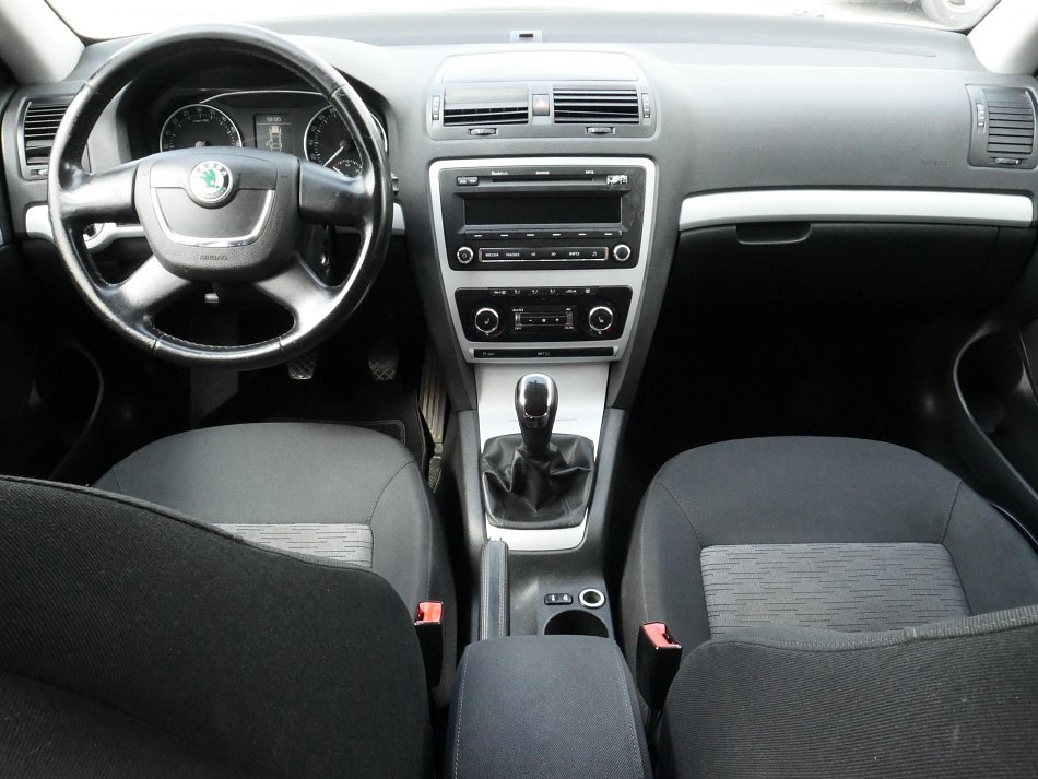 Škoda Octavia II 1.6 TDi Ambiente