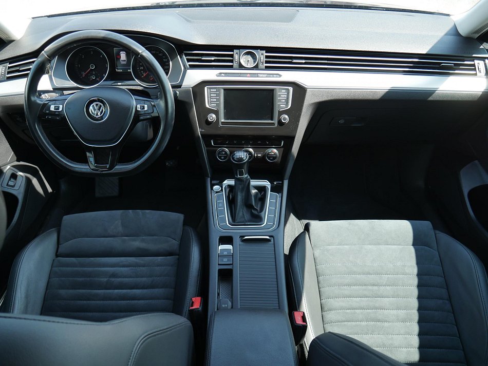 Volkswagen Passat 2.0TDI Highline