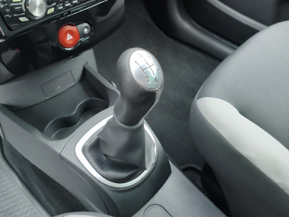 Renault Clio 1.2i 