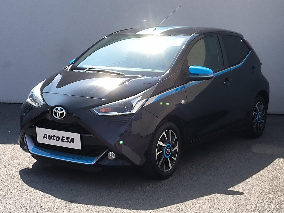 Toyota Aygo 1.0i 