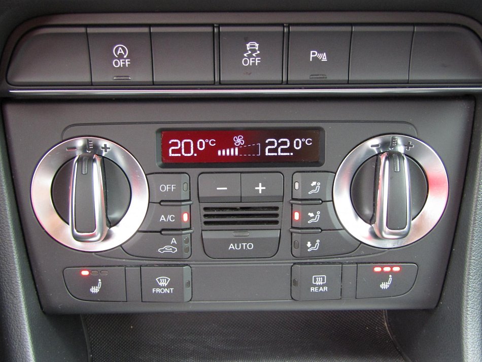 Audi Q3 2.0 TDi S-line quattro