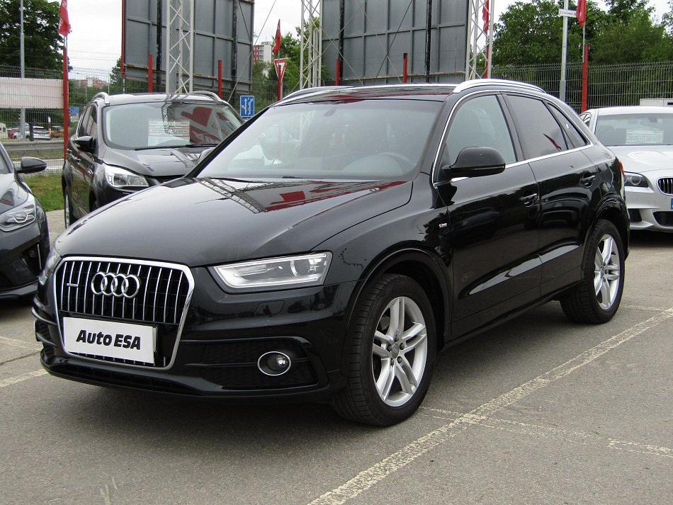 Audi Q3 2.0 TDi S-line quattro