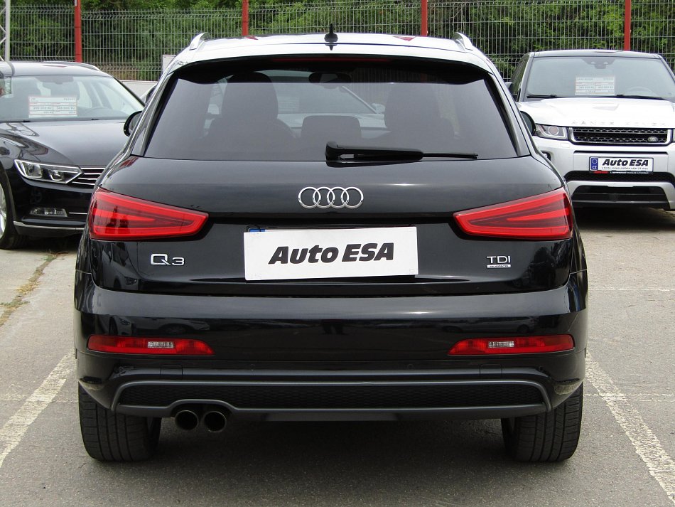 Audi Q3 2.0 TDi S-line quattro