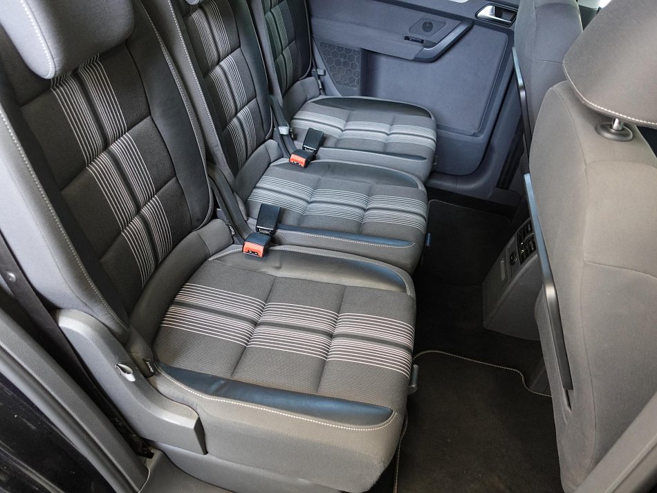 Volkswagen Touran 1.6TDi 