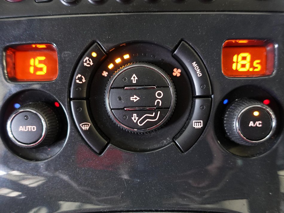 Peugeot 3008 1.6HDi 