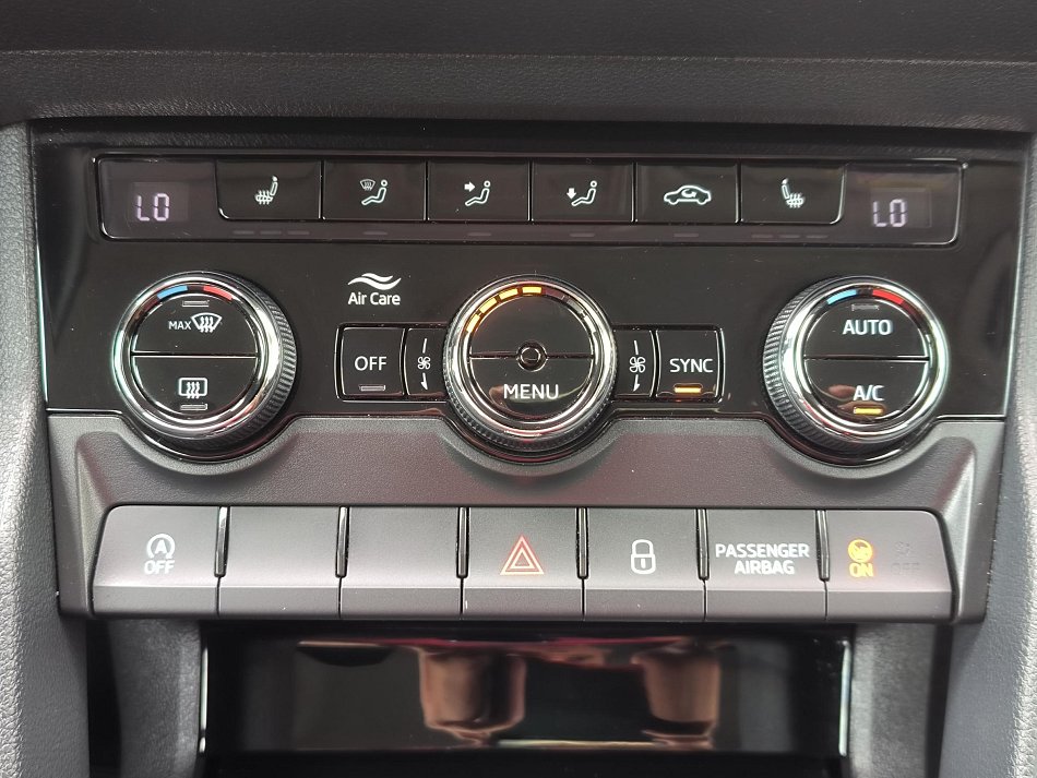 Škoda Karoq 1.5TSi Ambition