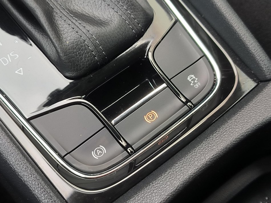 Škoda Karoq 1.5TSi Ambition