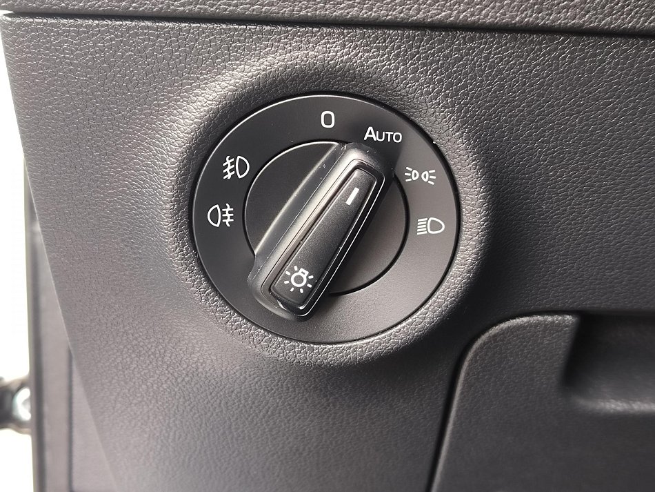 Škoda Karoq 1.5TSi Ambition