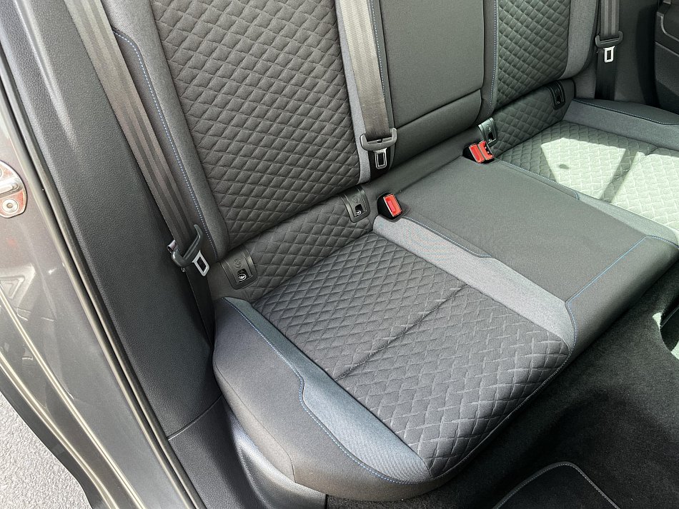 Volkswagen Golf 1.0 TSi Join