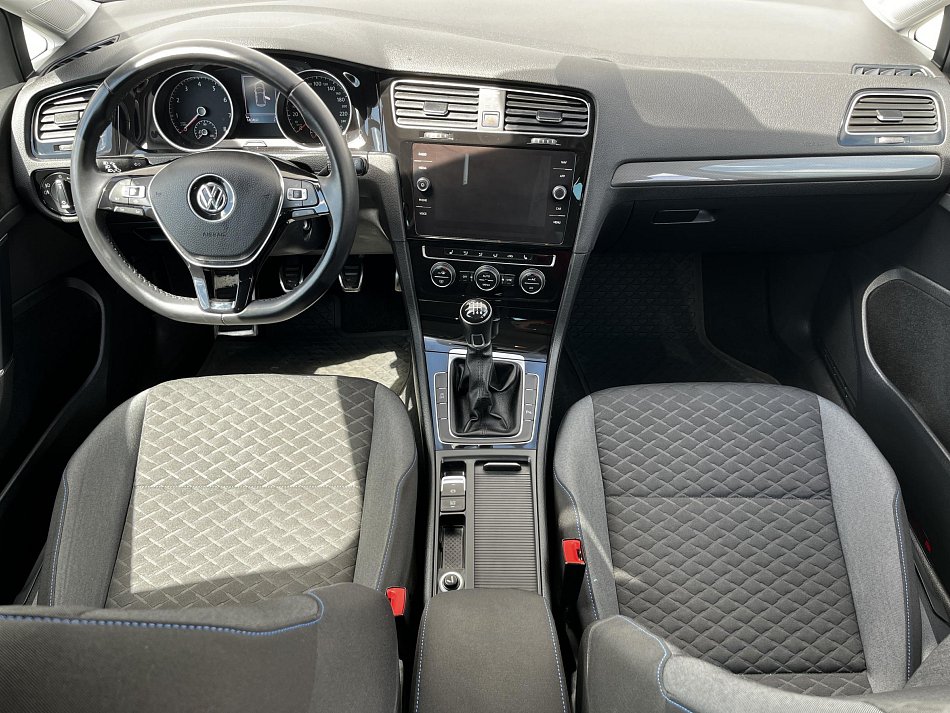 Volkswagen Golf 1.0 TSi Join