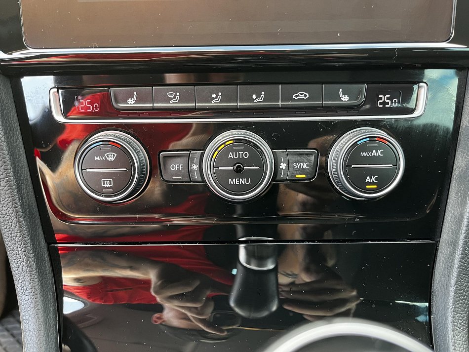Volkswagen Golf 1.0 TSi Join