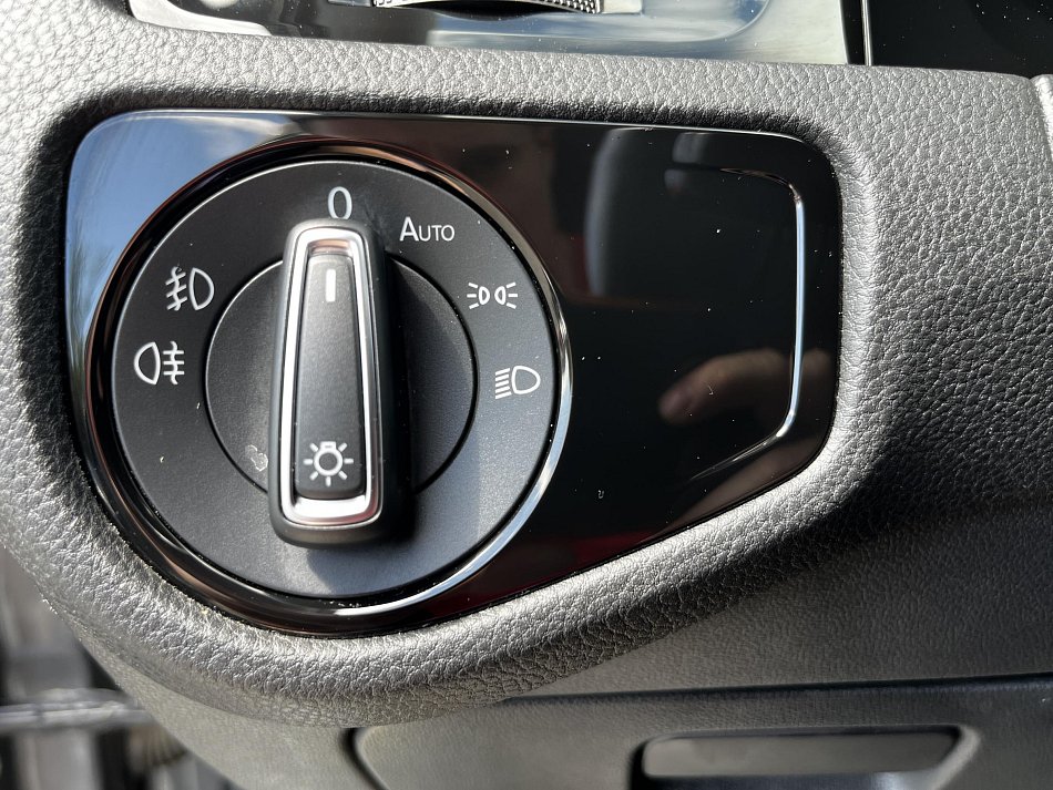 Volkswagen Golf 1.0 TSi Join