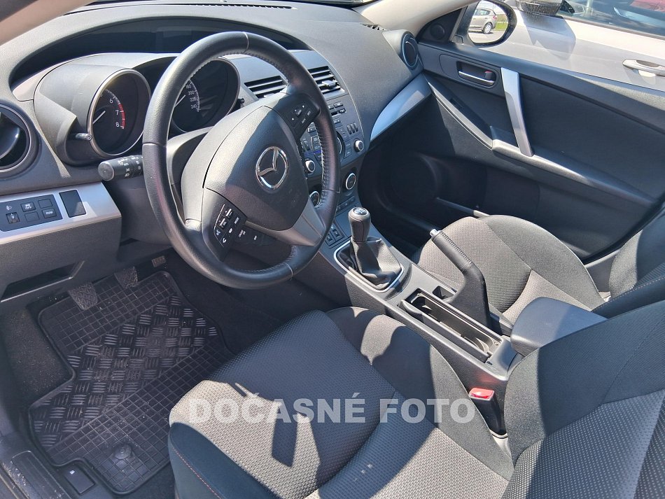 Mazda 3 1.6 i 