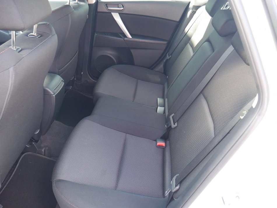 Mazda 3 1.6 i 