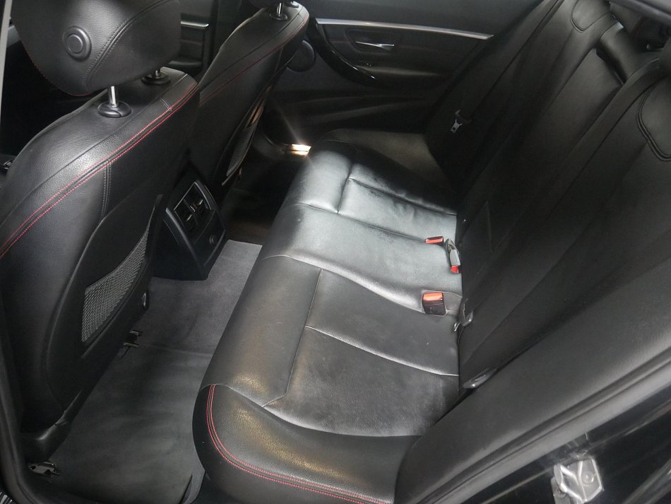BMW Řada 3 3.0d  330d
