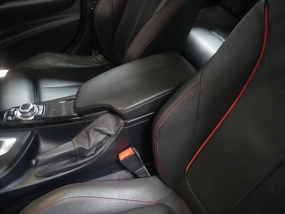 BMW Řada 3 3.0d  330d
