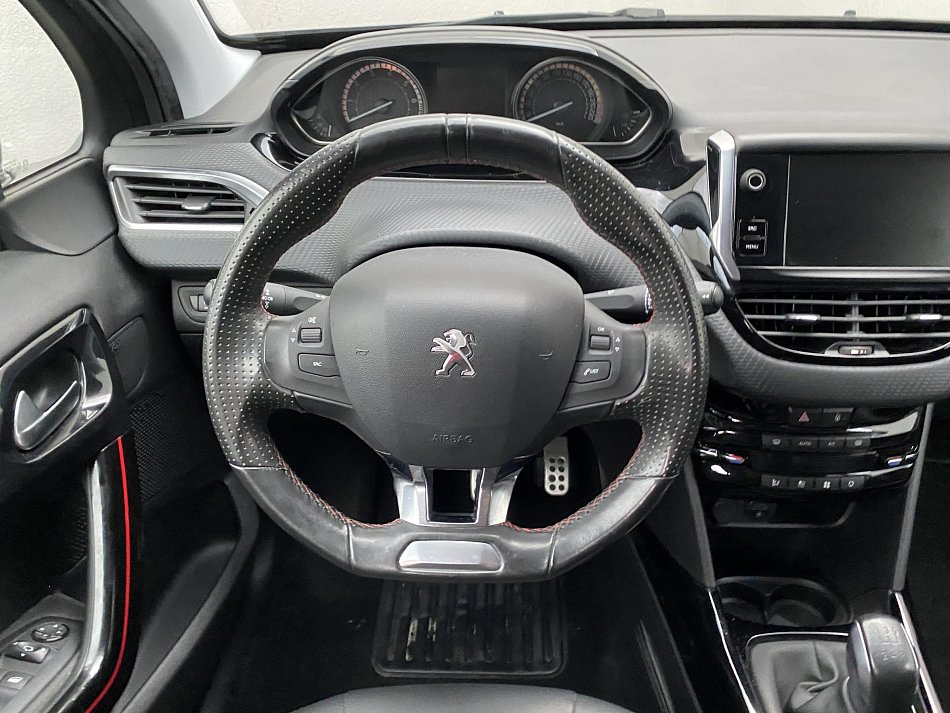 Peugeot 2008 1.2PT GT Line
