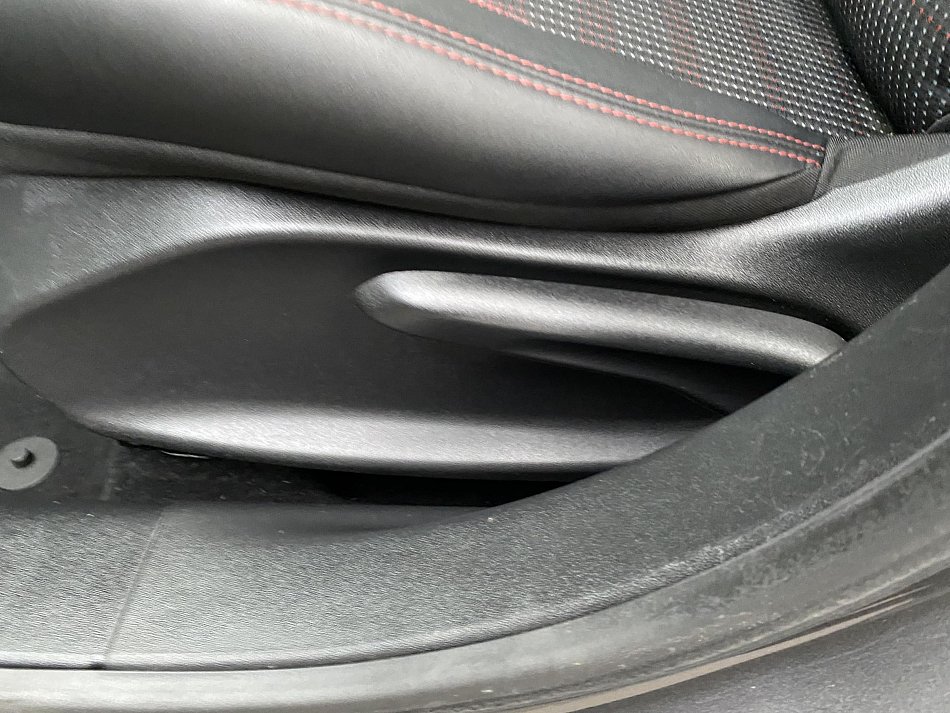 Peugeot 2008 1.2PT GT Line