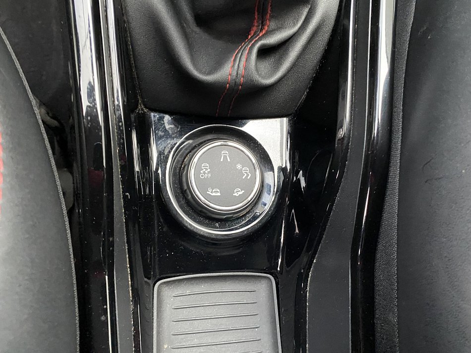 Peugeot 2008 1.2PT GT Line