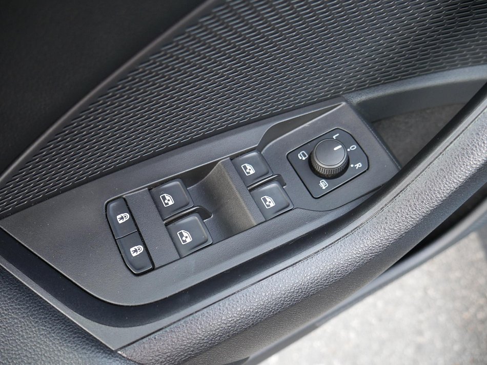 Škoda Octavia IV 2.0 TDi 