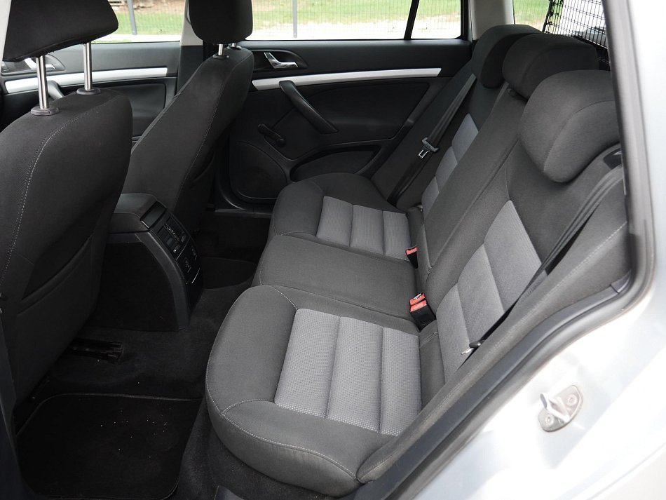 Škoda Octavia II 1.6MPi 