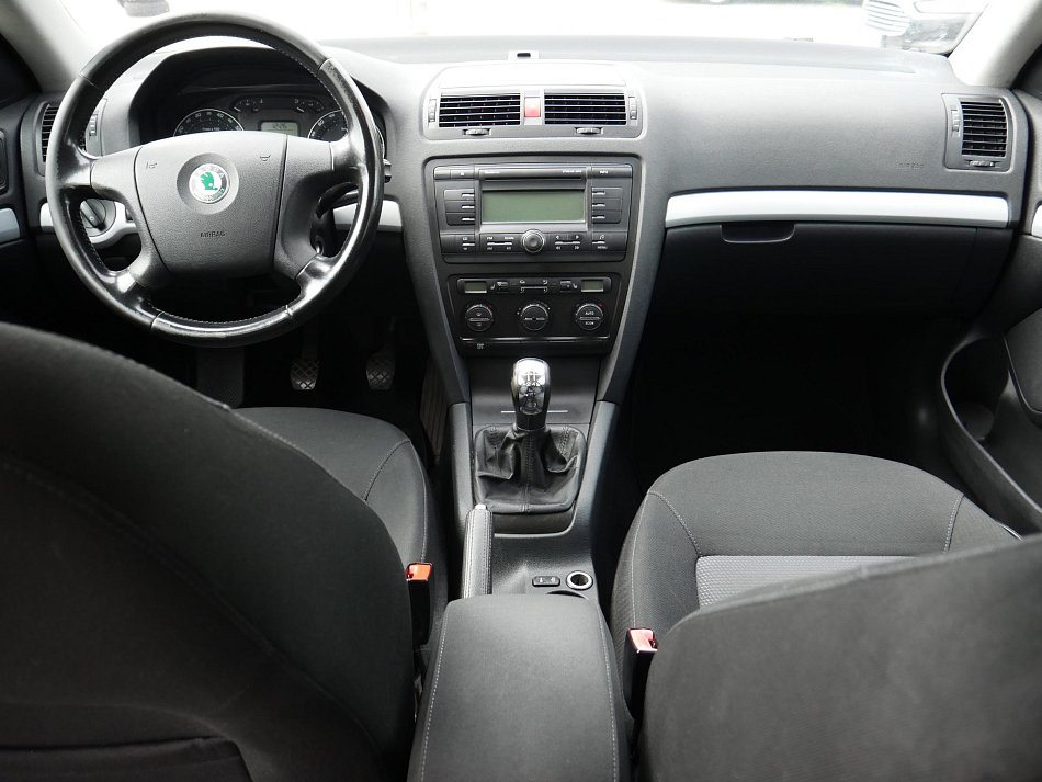 Škoda Octavia II 1.6MPi 