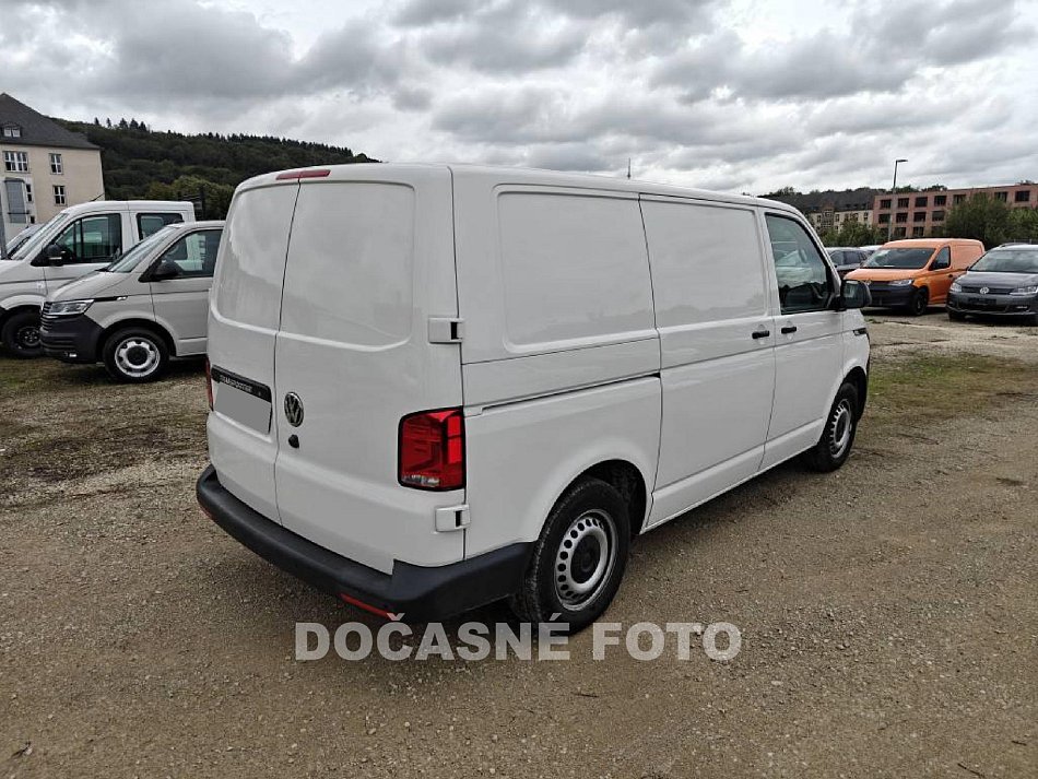 Volkswagen Transporter 2.0TDi  WÜRTH DÍLNA