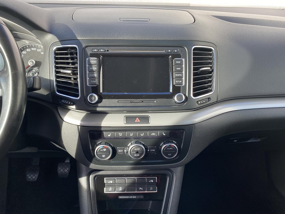 Volkswagen Sharan 2.0 TDi Match