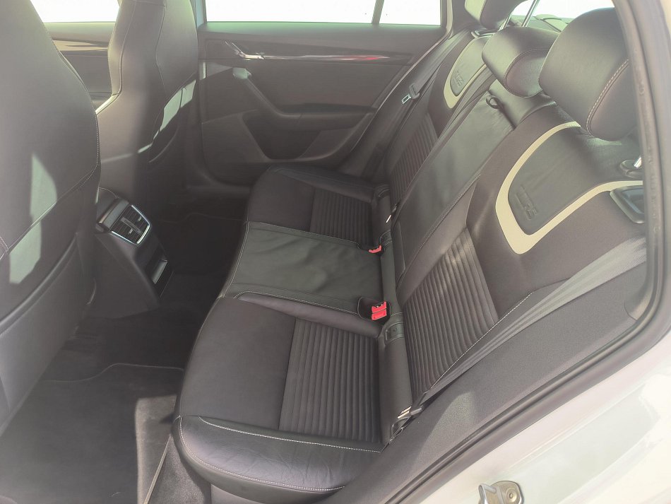 Škoda Octavia III 2.0 TDi RS