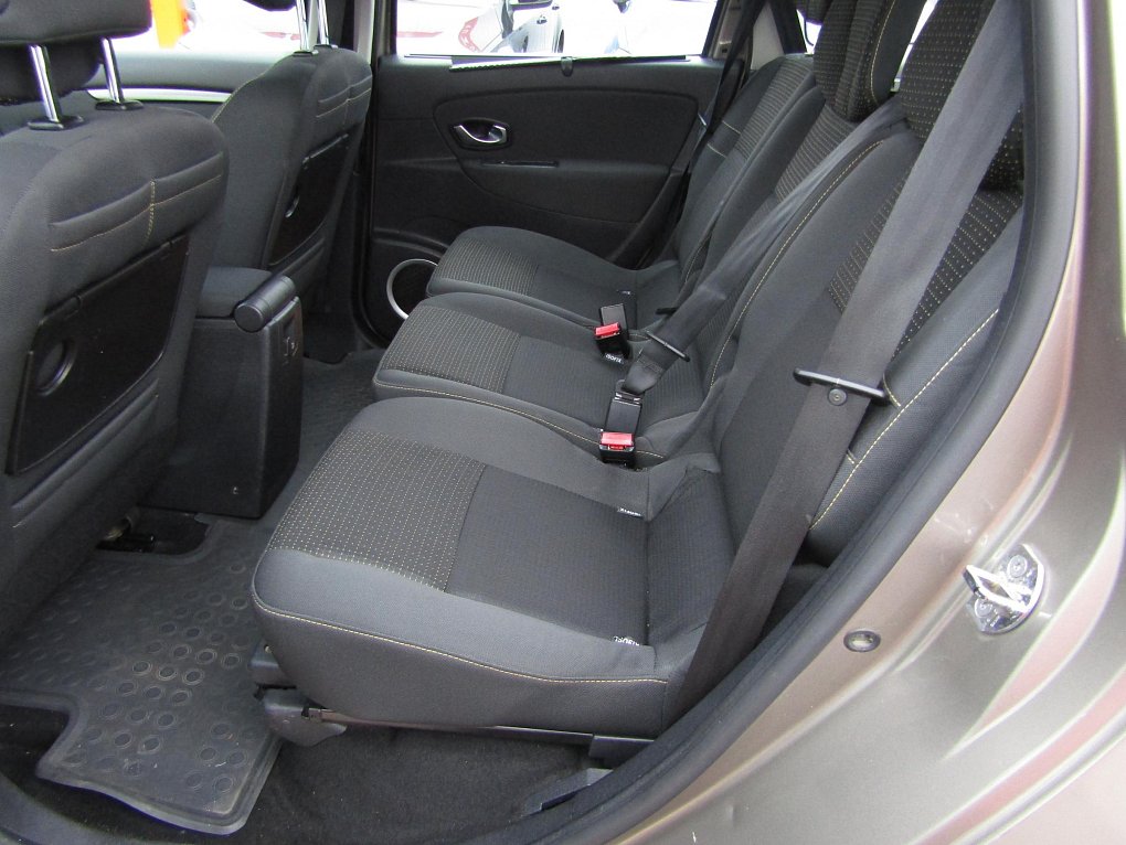 Renault Grand Scénic 1.9dCi 