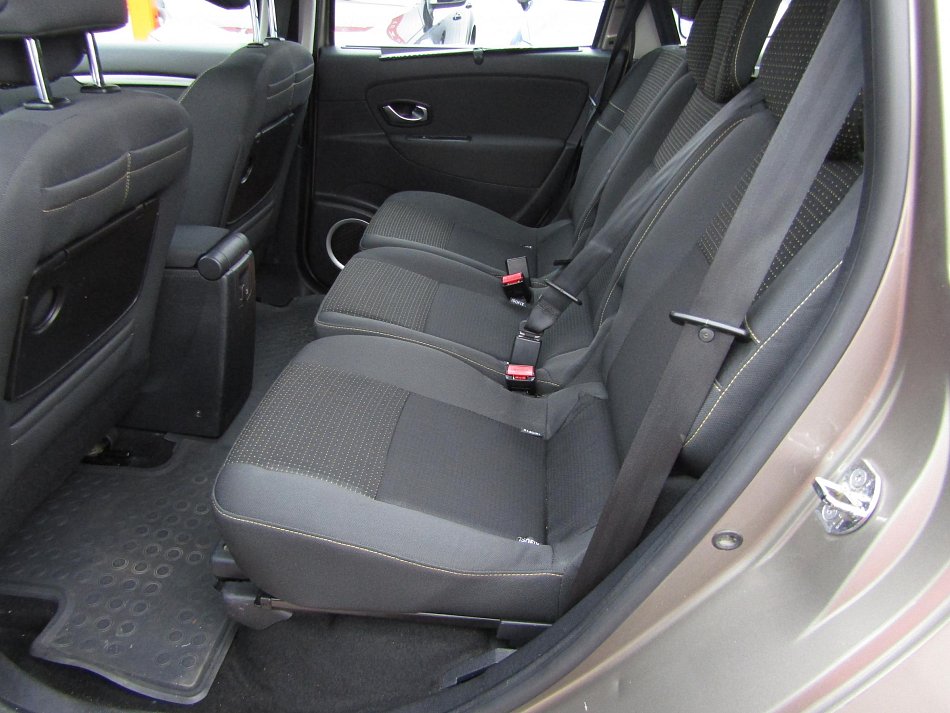 Renault Grand Scénic 1.9dCi 