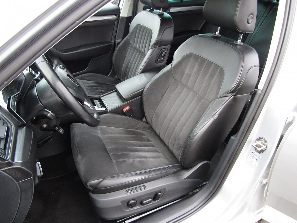 Škoda Superb III 2.0 TSi Style