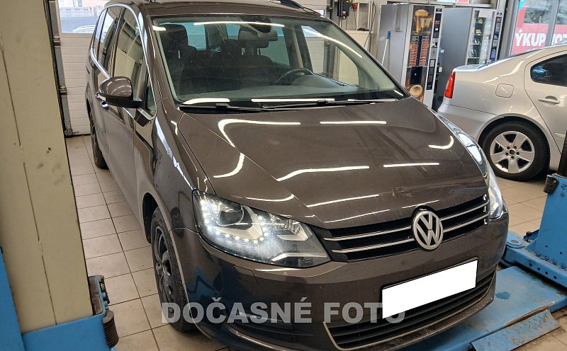 Volkswagen Sharan 2.0 TDi 