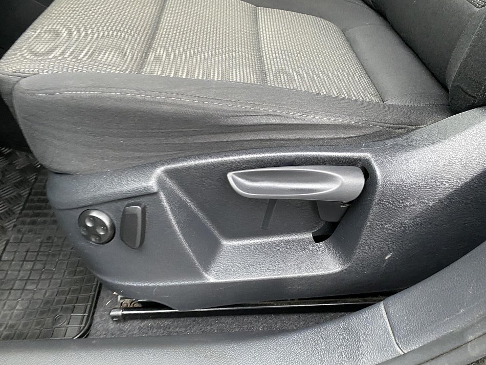 Volkswagen Sharan 2.0 TDi 