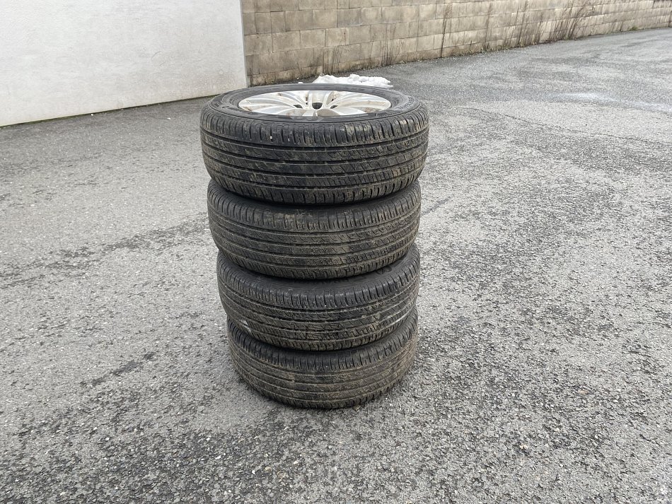 Volkswagen Sharan 2.0 TDi 