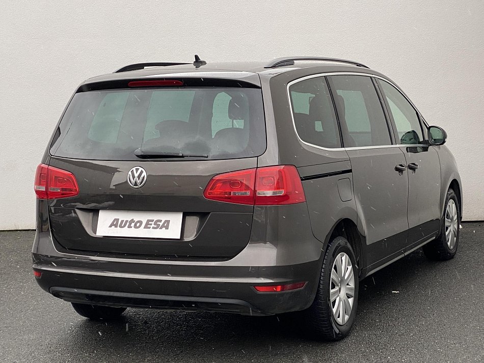 Volkswagen Sharan 2.0 TDi 