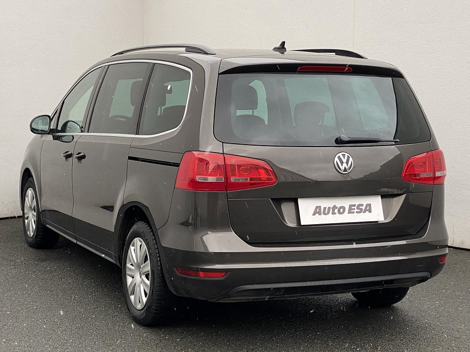 Volkswagen Sharan 2.0 TDi 
