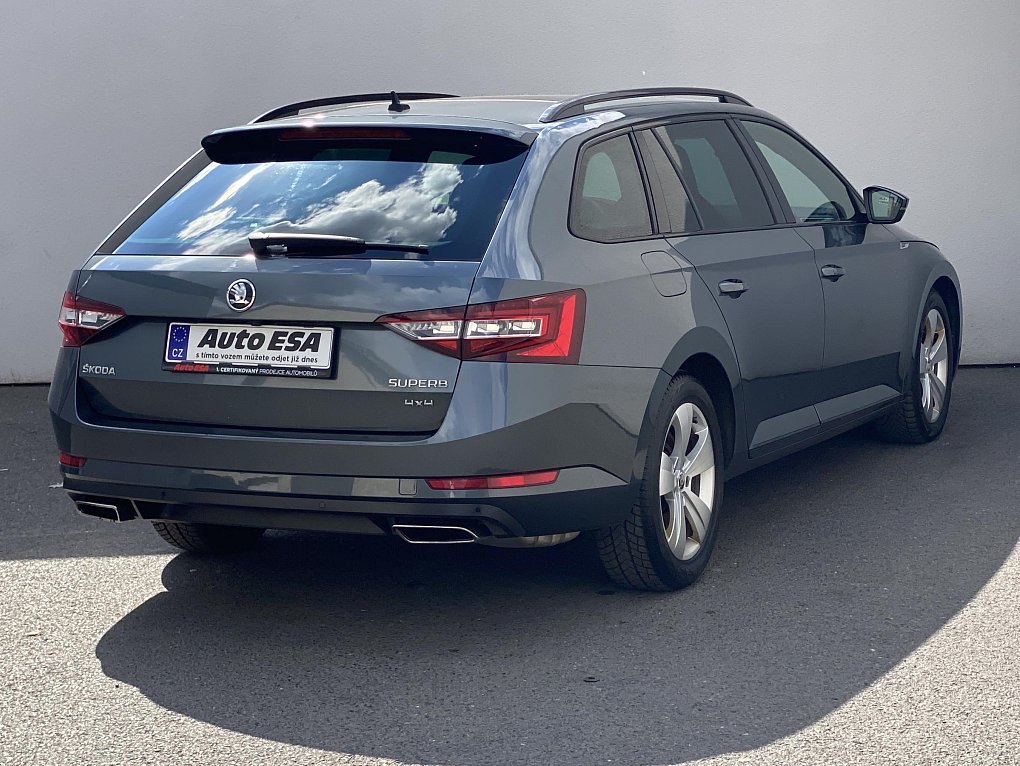 Škoda Superb III 2.0 TSi SportLine