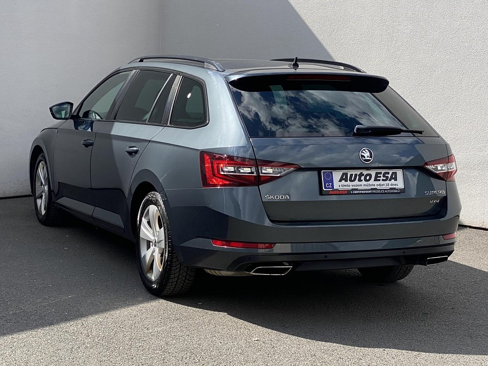 Škoda Superb III 2.0 TSi SportLine