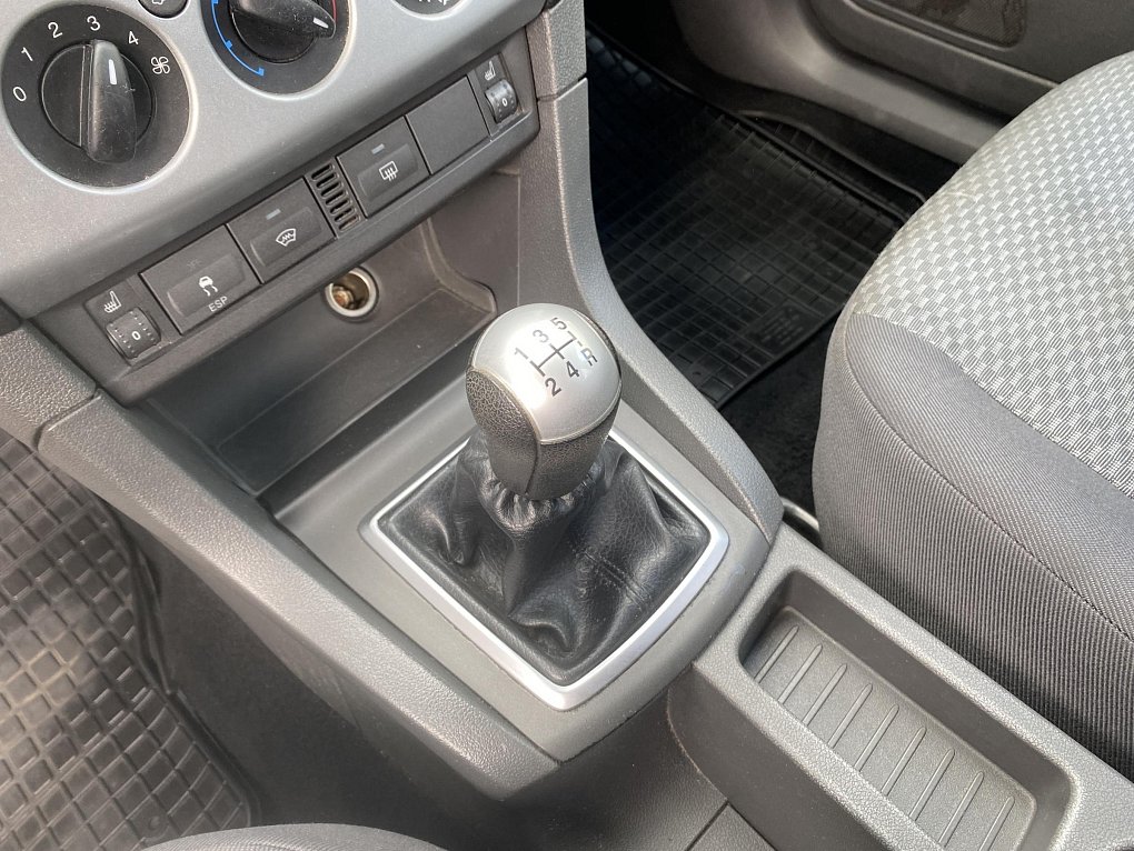 Ford Focus 1.4i 