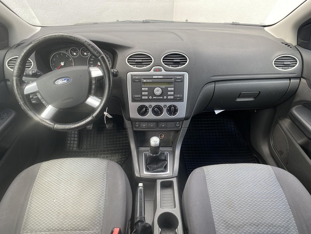 Ford Focus 1.4i 