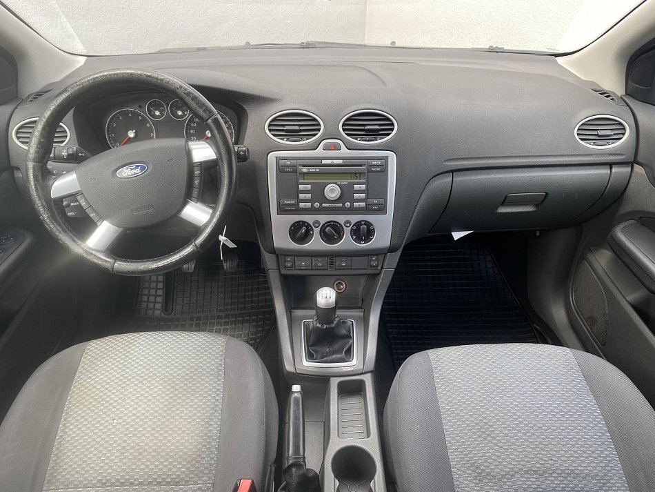 Ford Focus 1.4i 