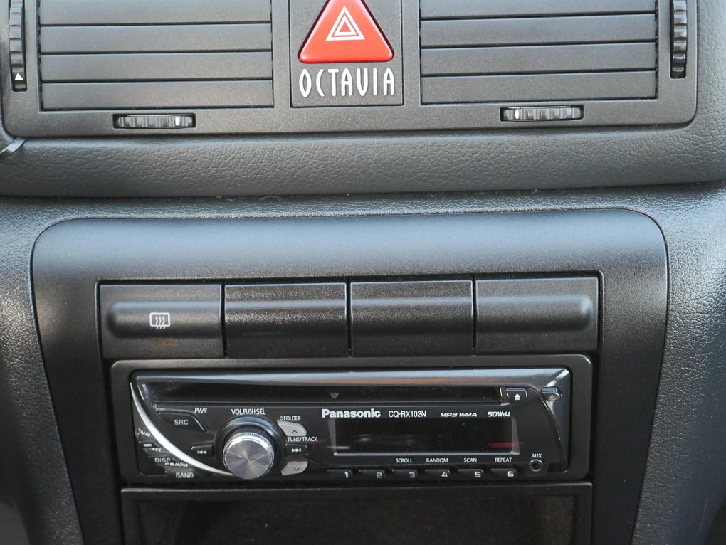 Škoda Octavia 1.6i Tour