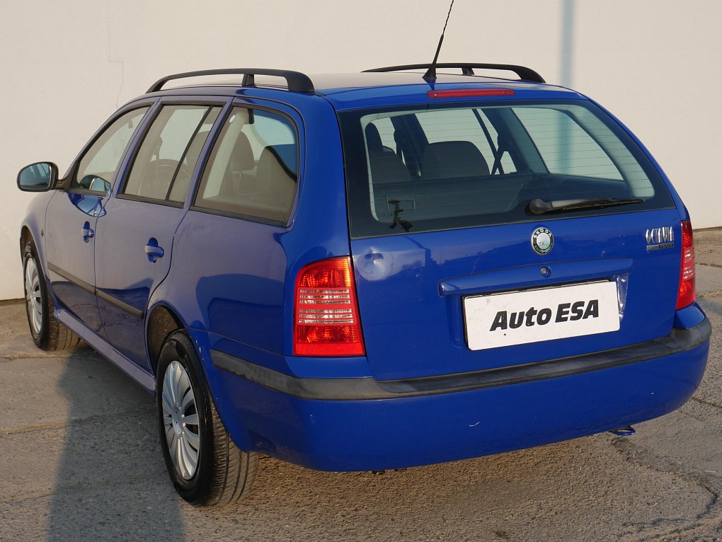 Škoda Octavia 1.6i Tour