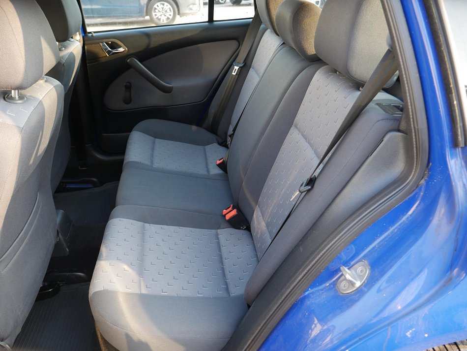 Škoda Octavia 1.6i Tour