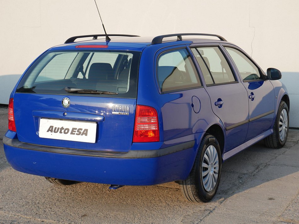 Škoda Octavia 1.6i Tour