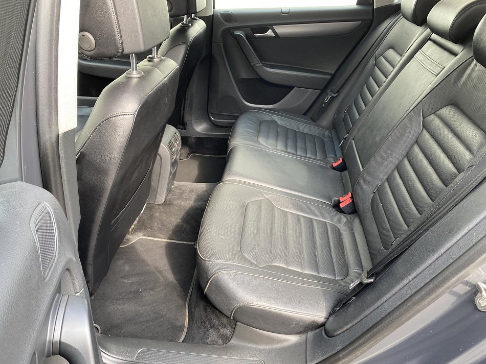 Volkswagen Passat 2.0TDi 