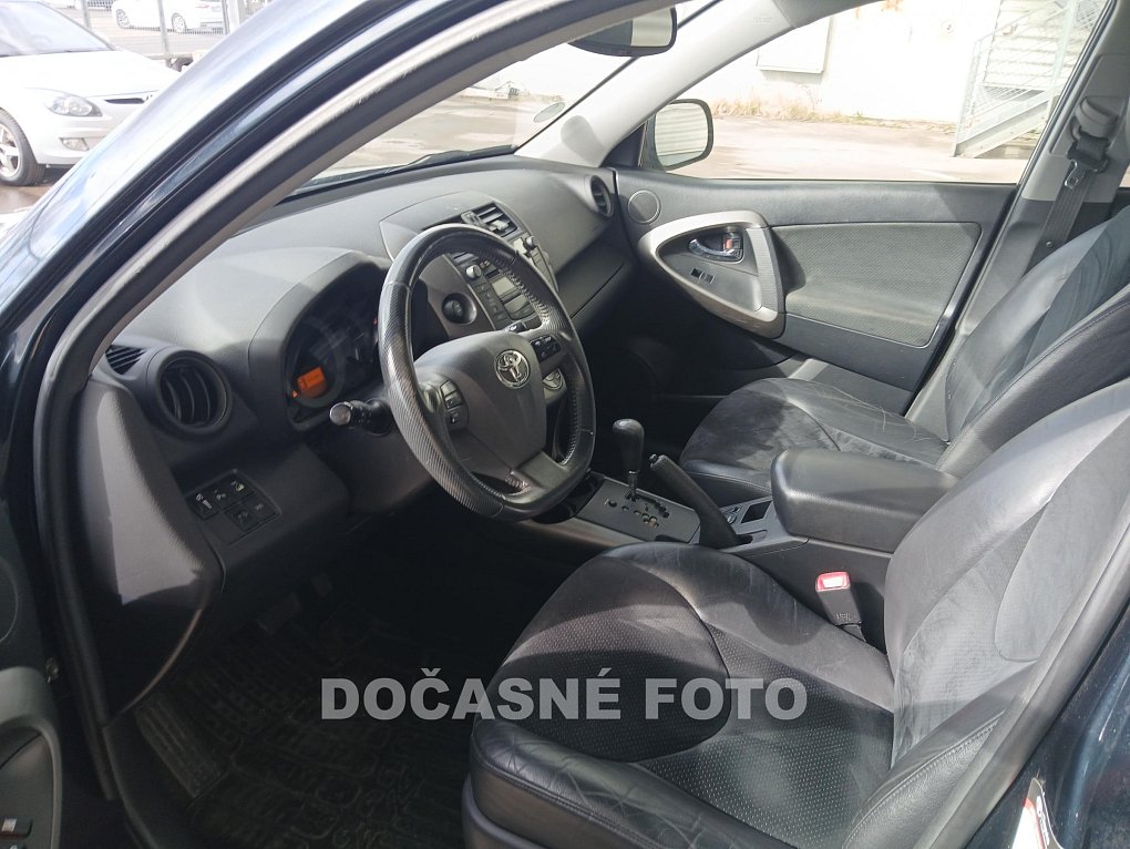 Toyota RAV4 2.0i  4x4