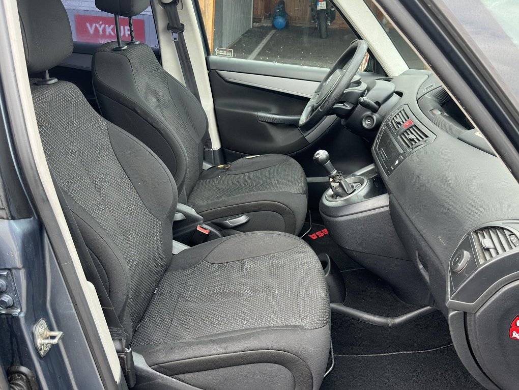 Citroën C4 Picasso 1.8i 